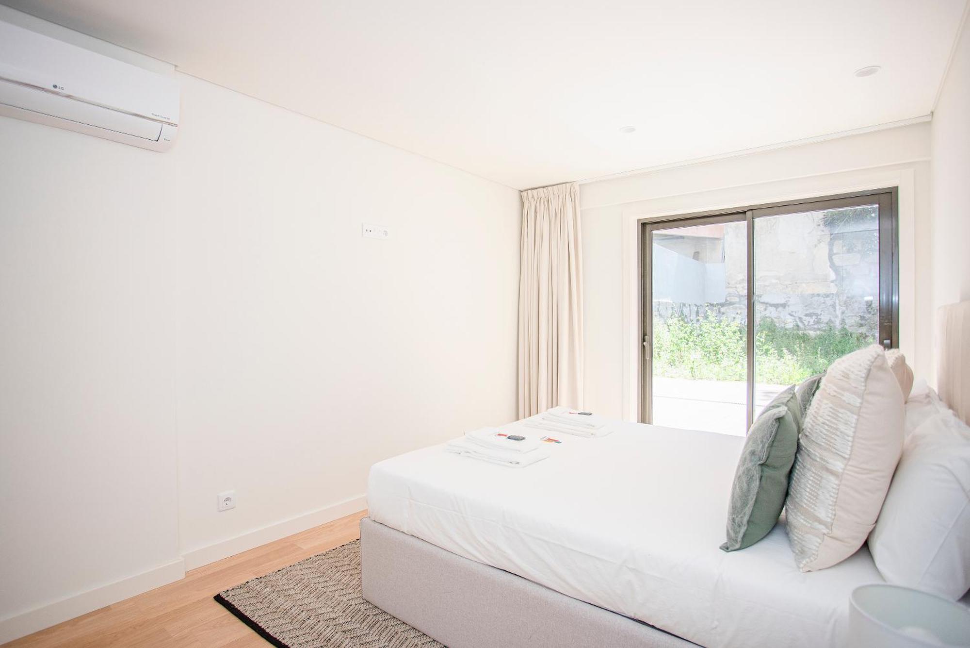 Liiiving In Porto - City Design Apartments Extérieur photo