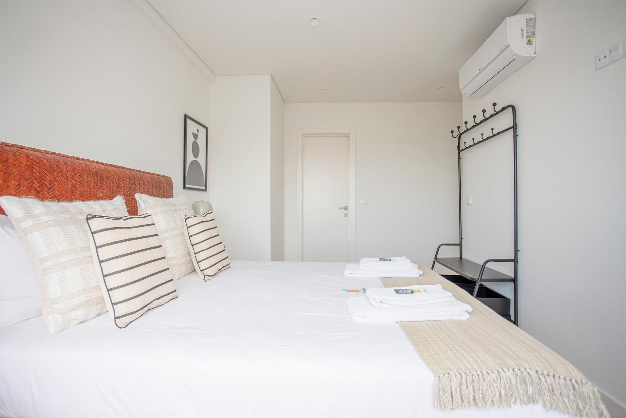 Liiiving In Porto - City Design Apartments Extérieur photo