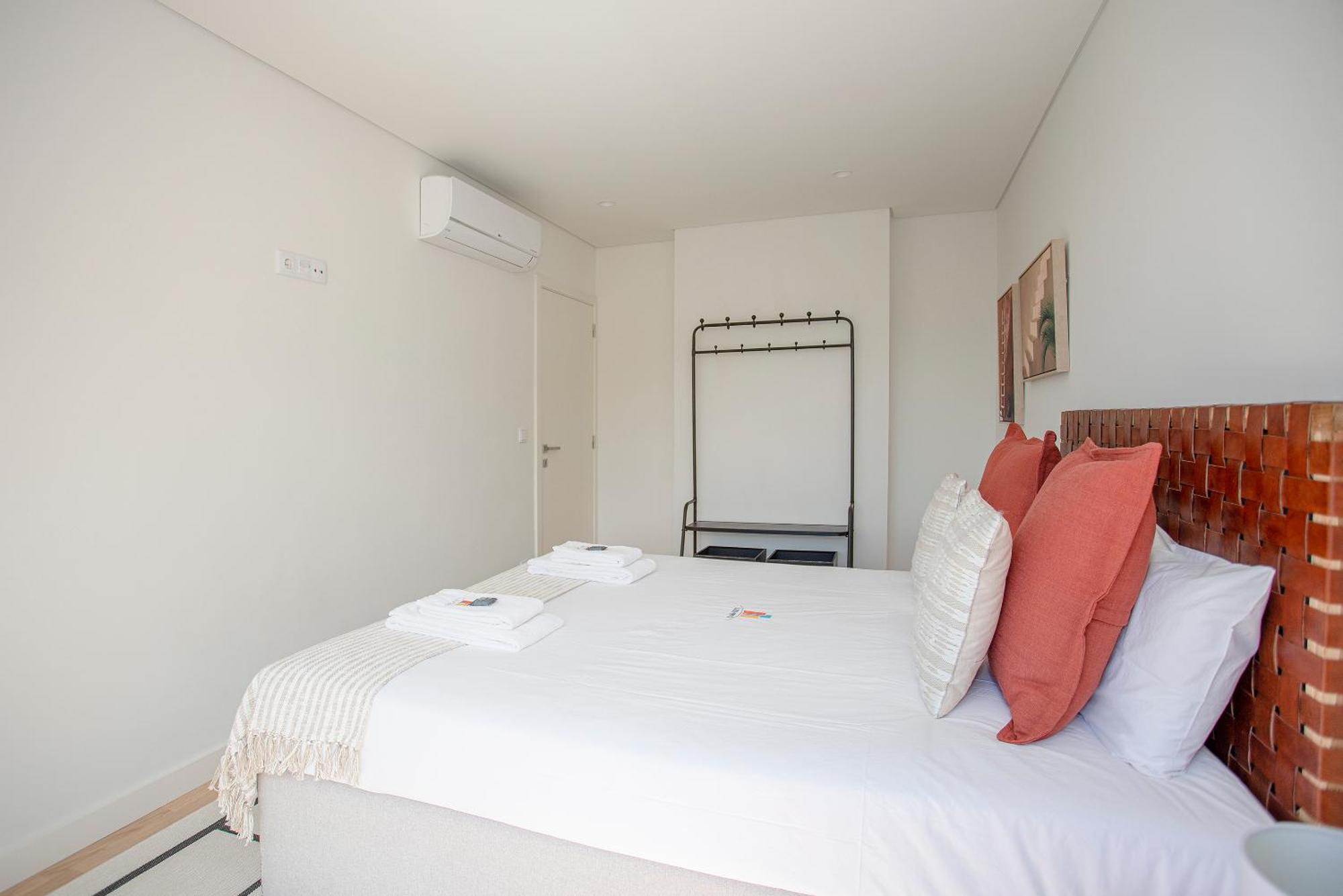 Liiiving In Porto - City Design Apartments Extérieur photo